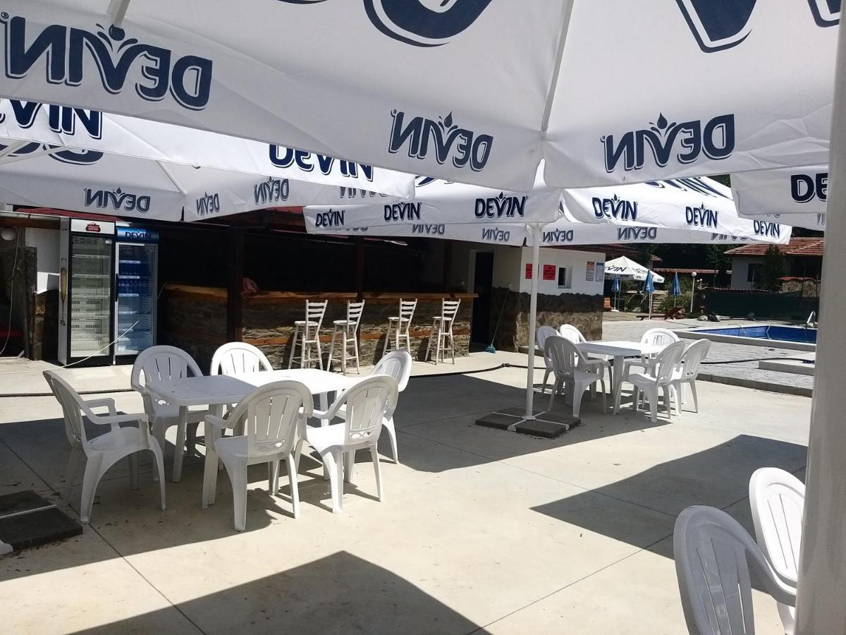 Slivek Къща За Гости "Там Край Реката " מראה חיצוני תמונה